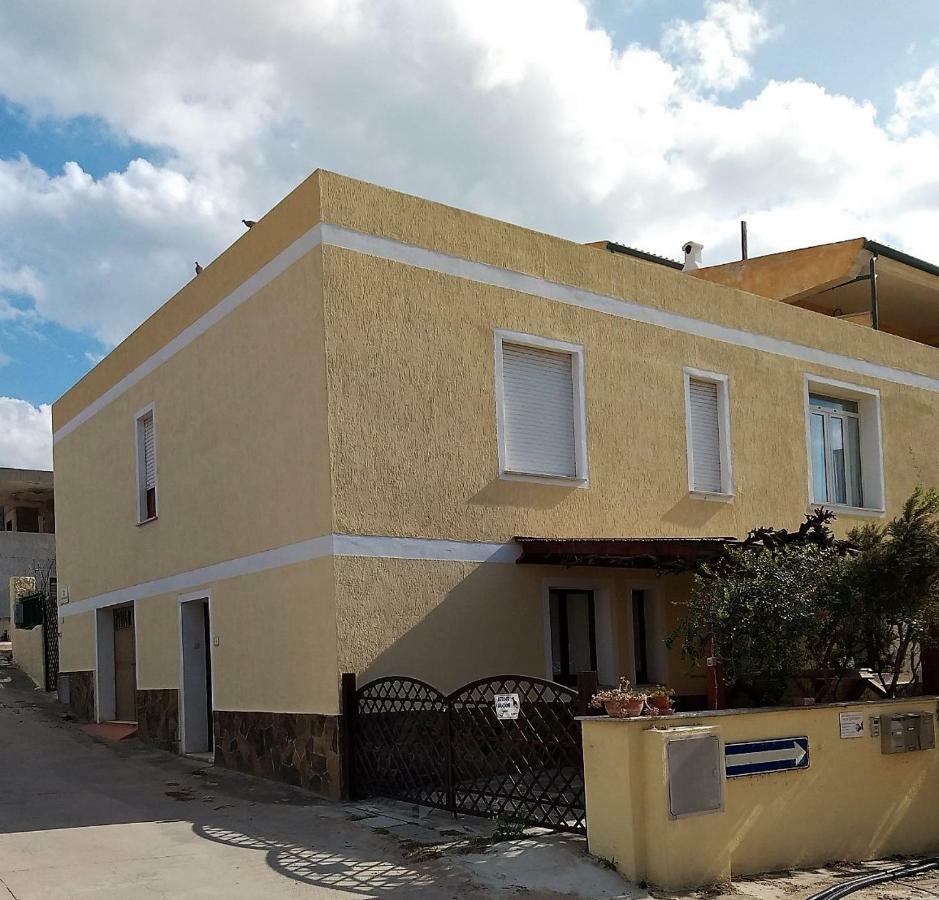 Vila Multi Vacanza La Ciaccia Valledoria  Exteriér fotografie